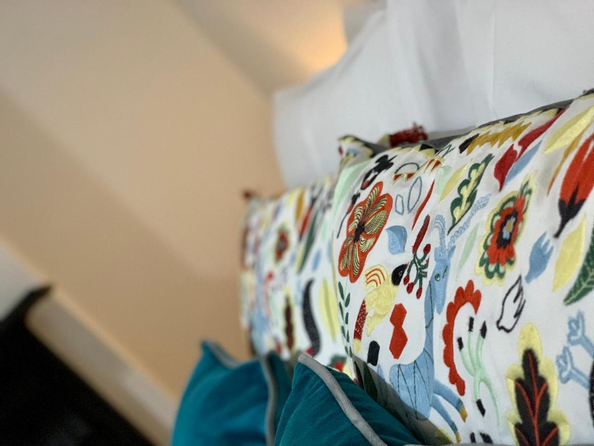 Stamer House By Yourstays, Stylish Quirky House, With 4 Double Bedrooms, Book Now! Stoke-on-Trent Exterior foto
