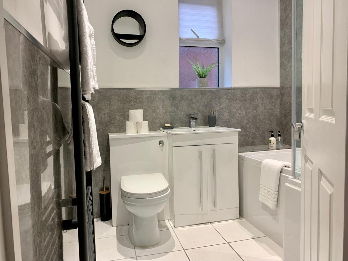 Stamer House By Yourstays, Stylish Quirky House, With 4 Double Bedrooms, Book Now! Stoke-on-Trent Exterior foto